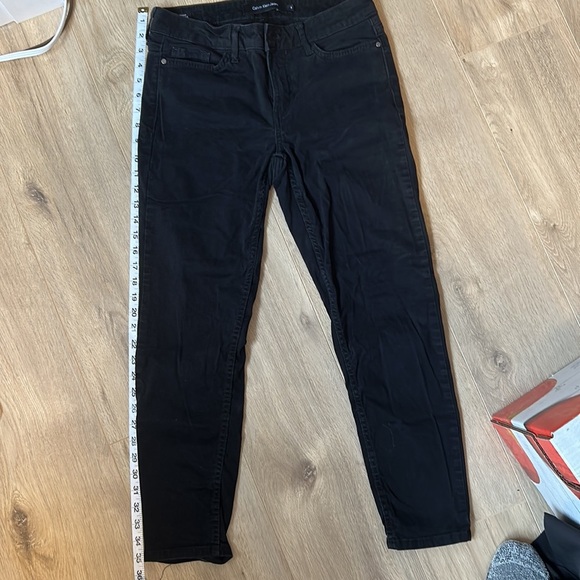 Calvin Klein Black Skinny Ankle Length Denim - Picture 3 of 3